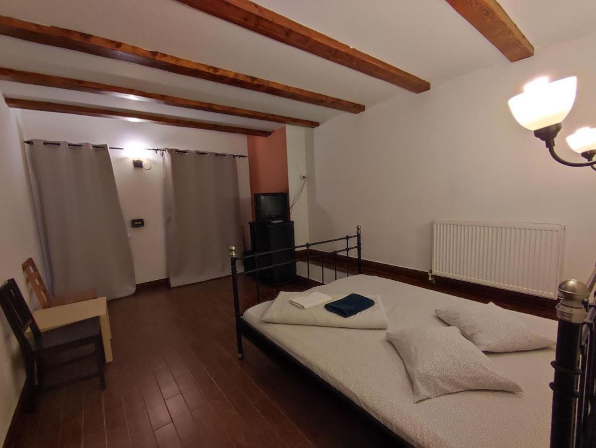 Hotel Scarlette Braszów Zewnętrze zdjęcie