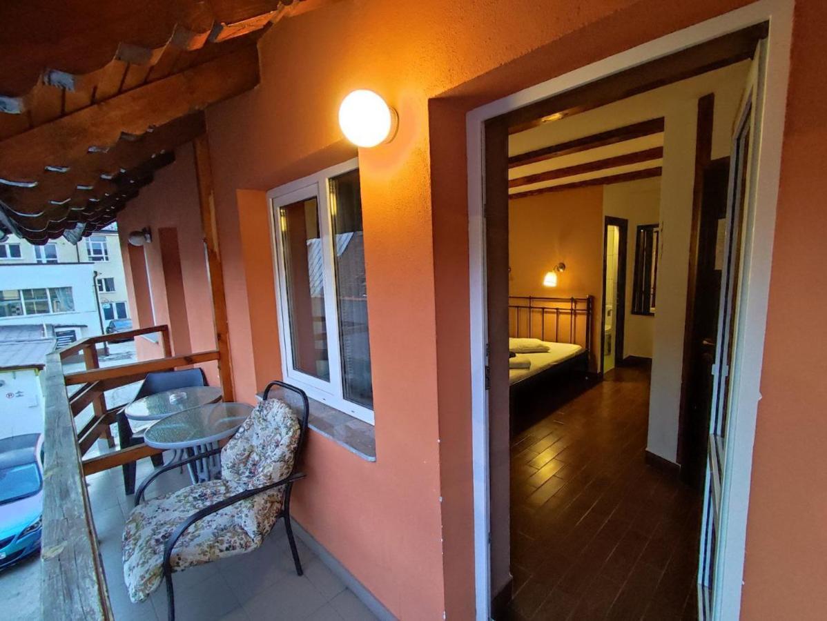 Hotel Scarlette Braszów Zewnętrze zdjęcie