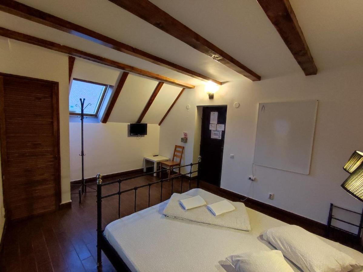 Hotel Scarlette Braszów Zewnętrze zdjęcie