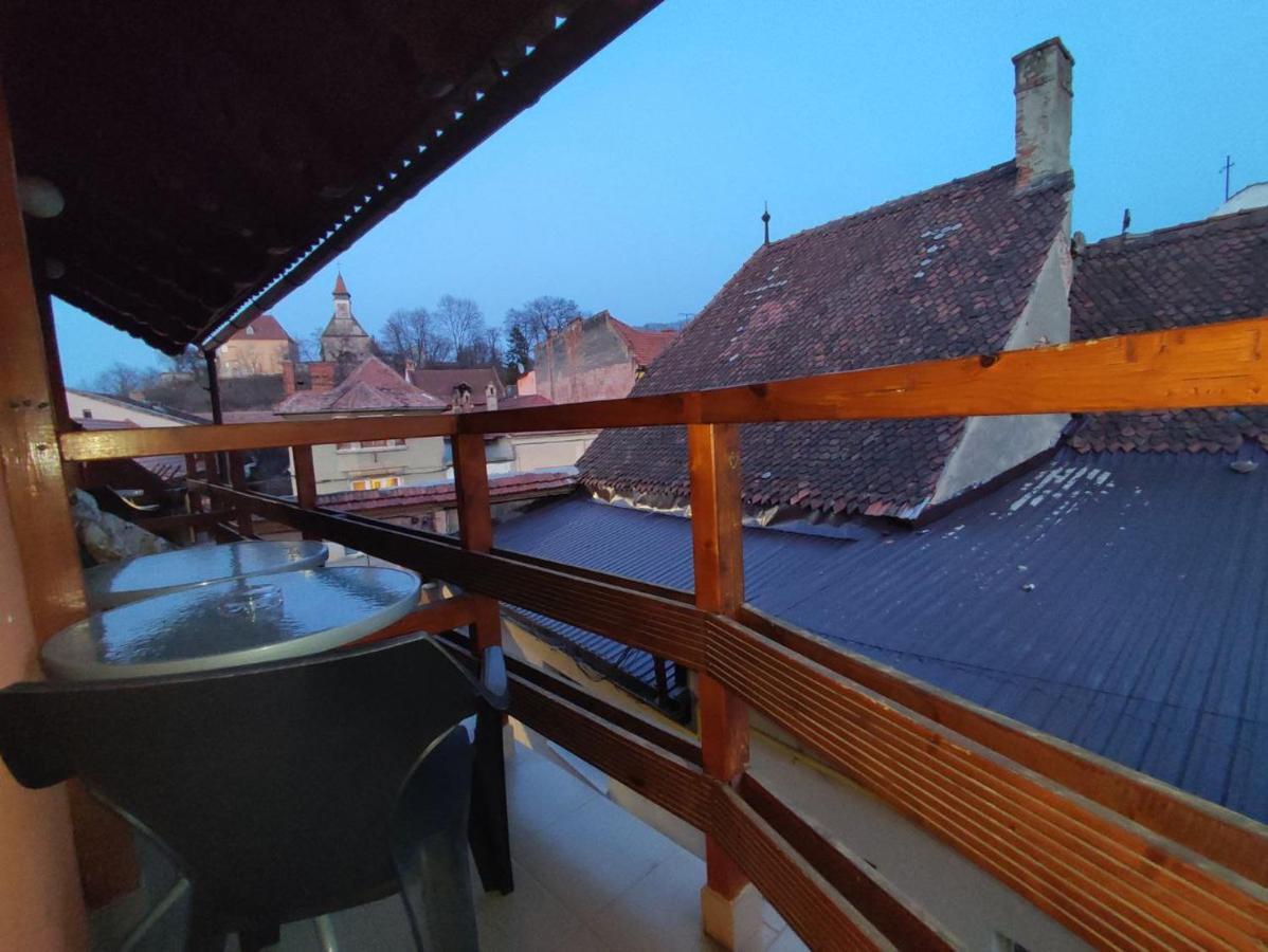 Hotel Scarlette Braszów Zewnętrze zdjęcie