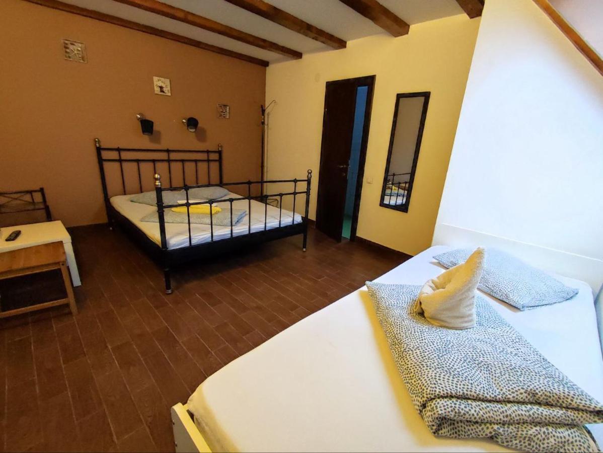 Hotel Scarlette Braszów Zewnętrze zdjęcie